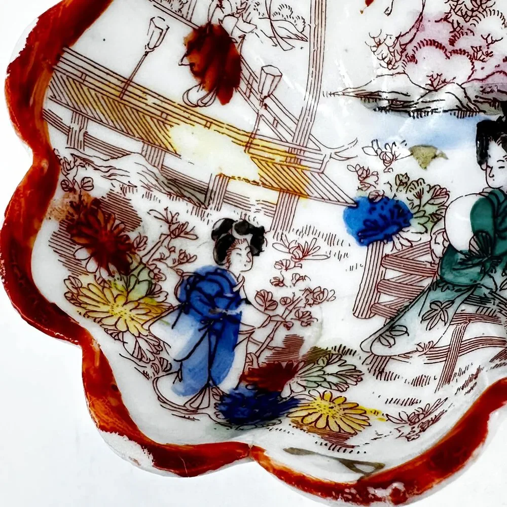 Japanese Kutani Geisha Porcelain Bowls Scalloped Hand Painted Set of 3 Vintage